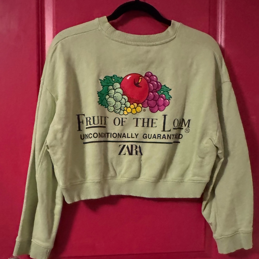 Zara Green Fruit of the Loom Sweater